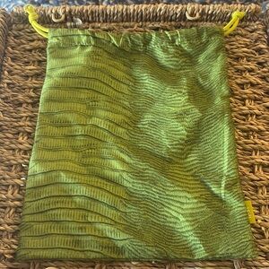 brand-new IPSY green drawstring Makeup Bag